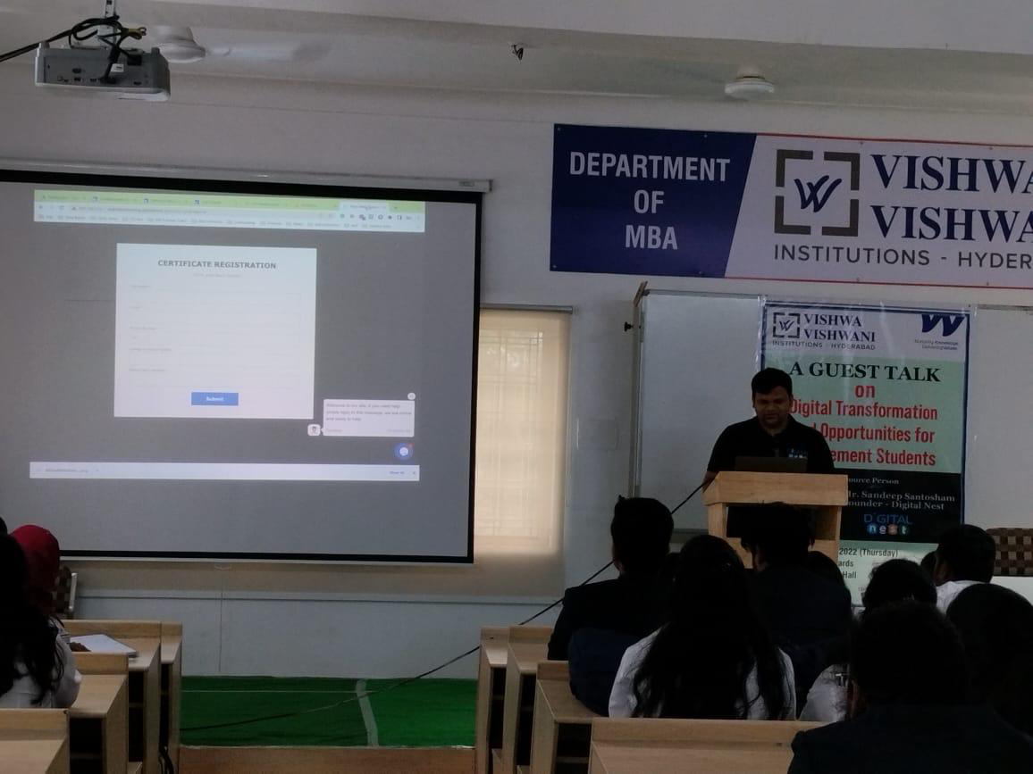 Digital Nest, Digital Nest School of Business